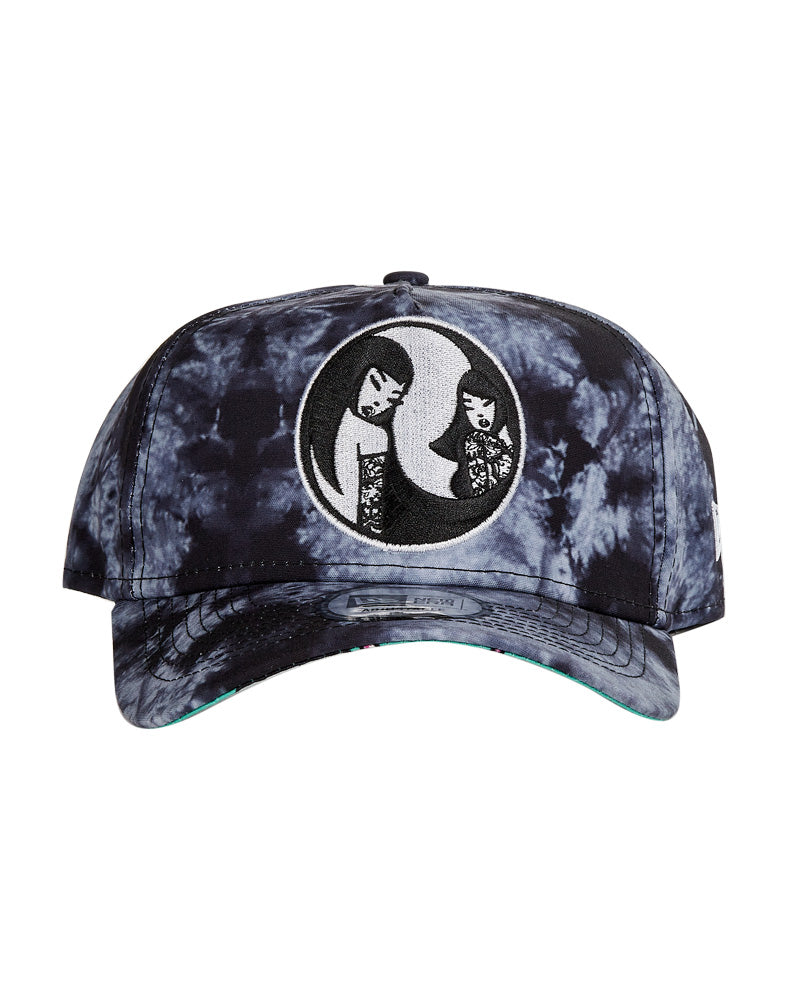 tokidoki-new-era-balanced-snapback-01
